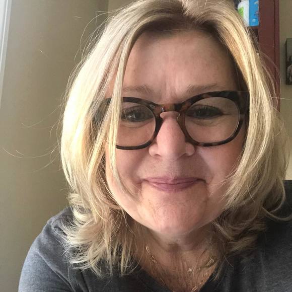 Meet your Posher, Linda - Picture 1 of 1